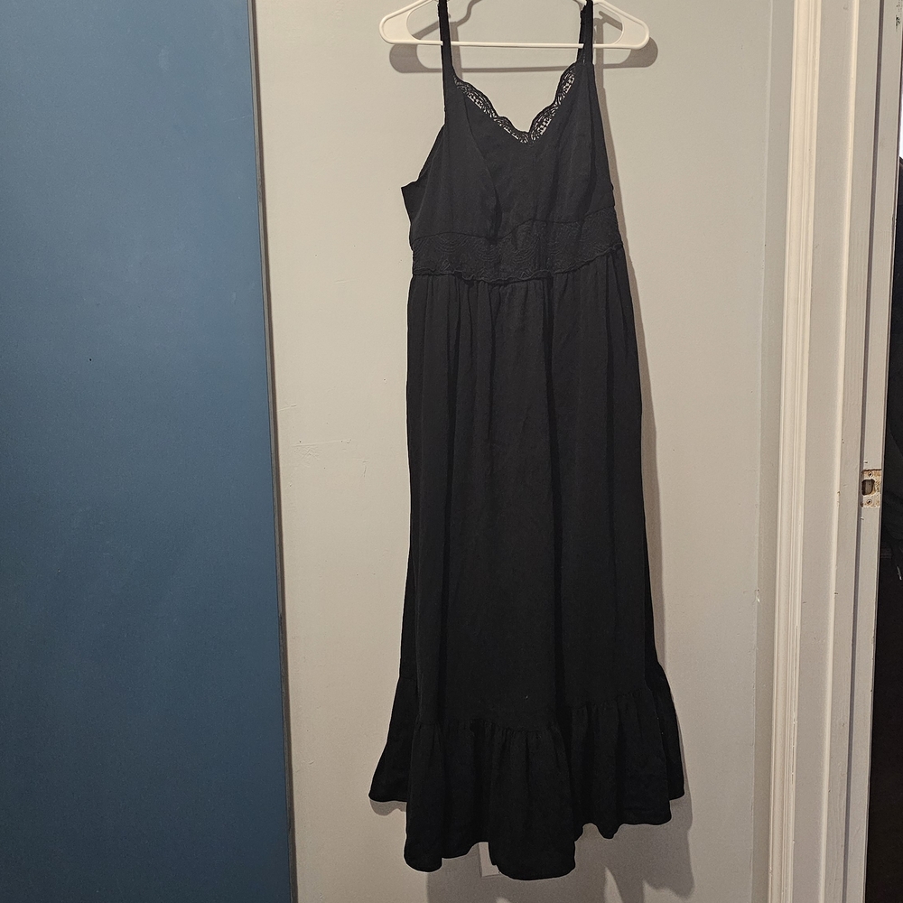 Torrid Elegant Black Maxi Dress - Size 22